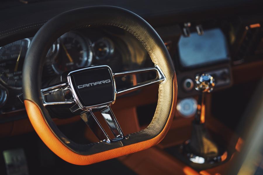 Панель приборов Chevrolet Camaro G-Code by Ringbrothers 2017 года  (фото 3 из 20)